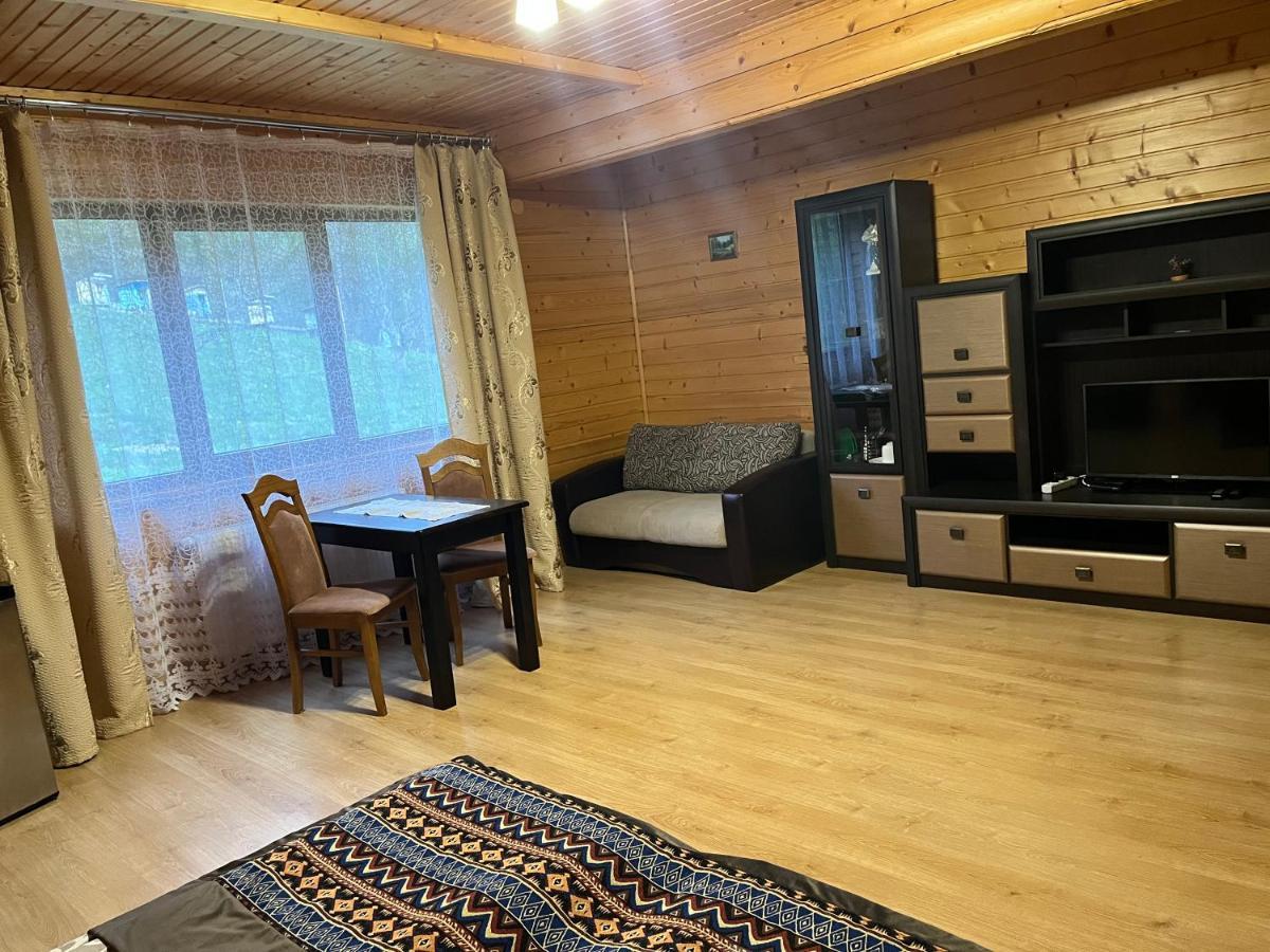 "Діброва" Hotel Yaremche Exterior photo