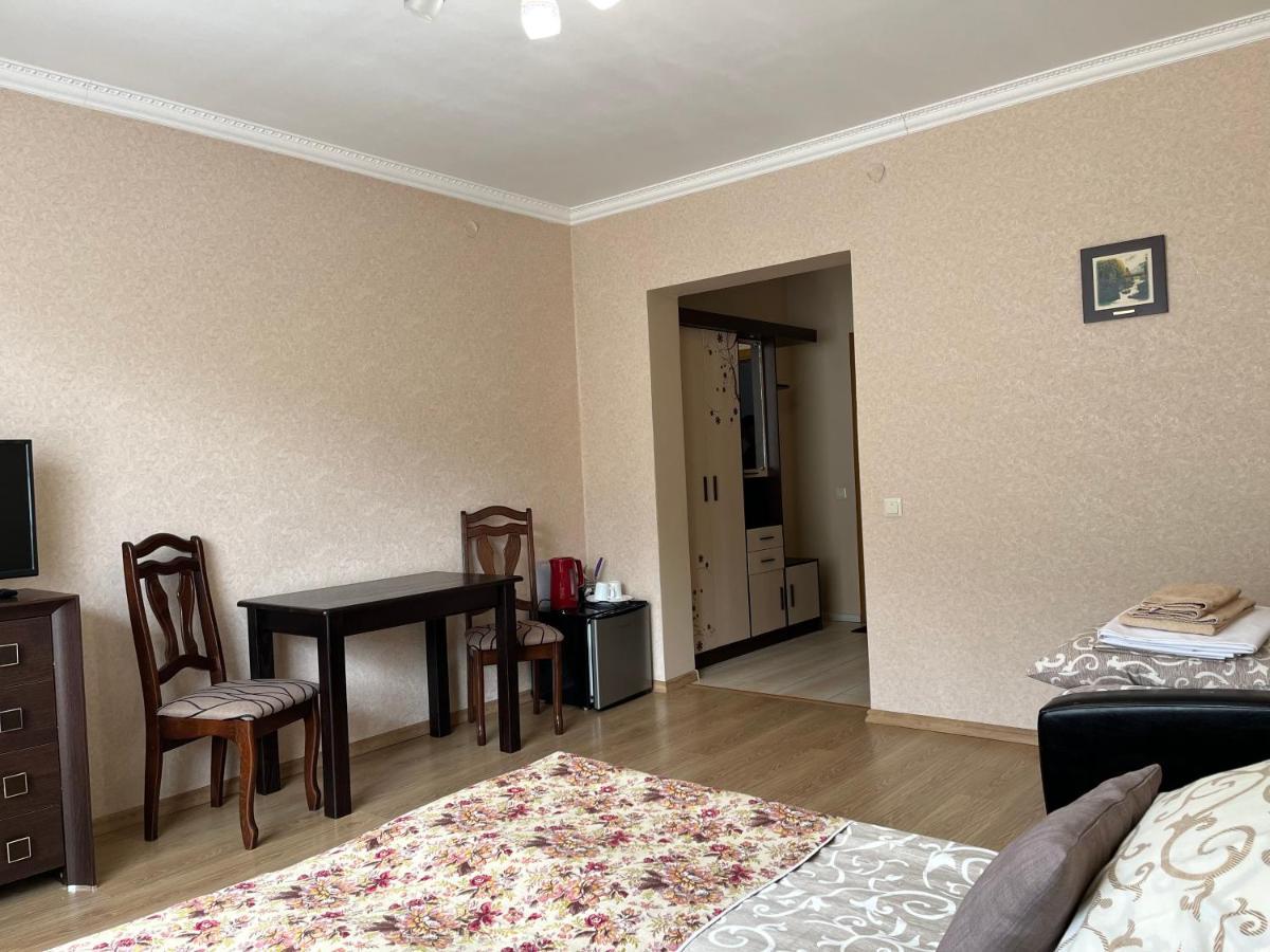 "Діброва" Hotel Yaremche Exterior photo