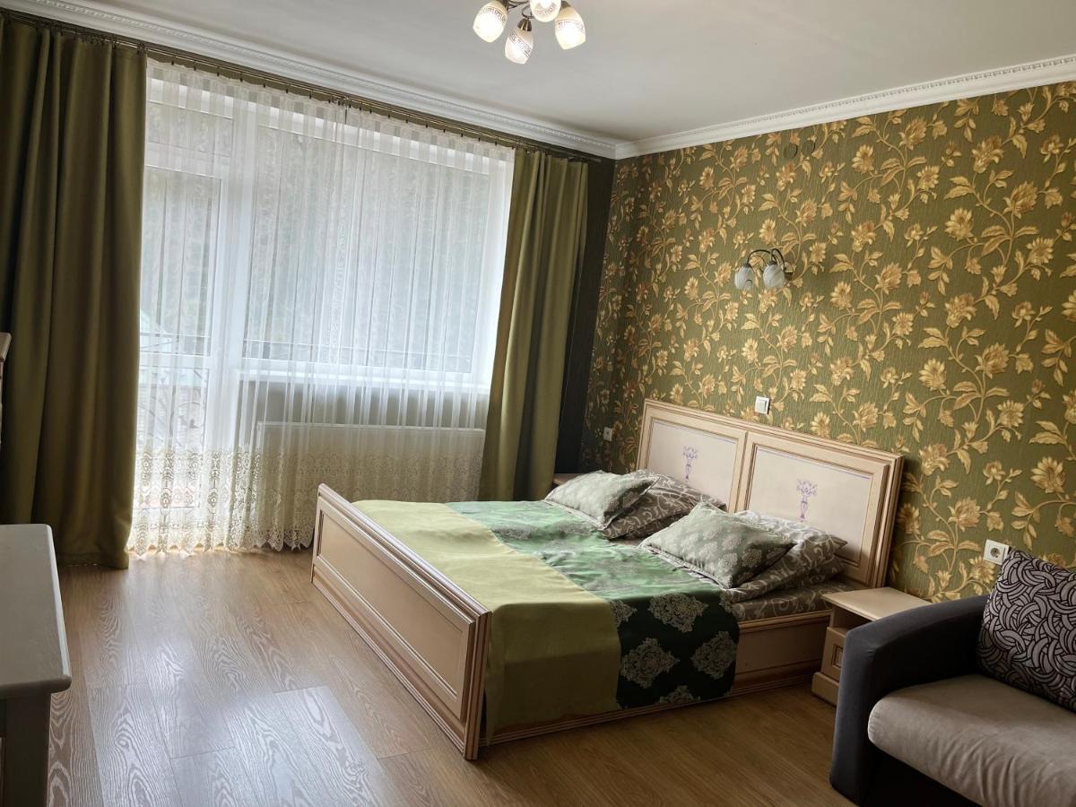 "Діброва" Hotel Yaremche Exterior photo