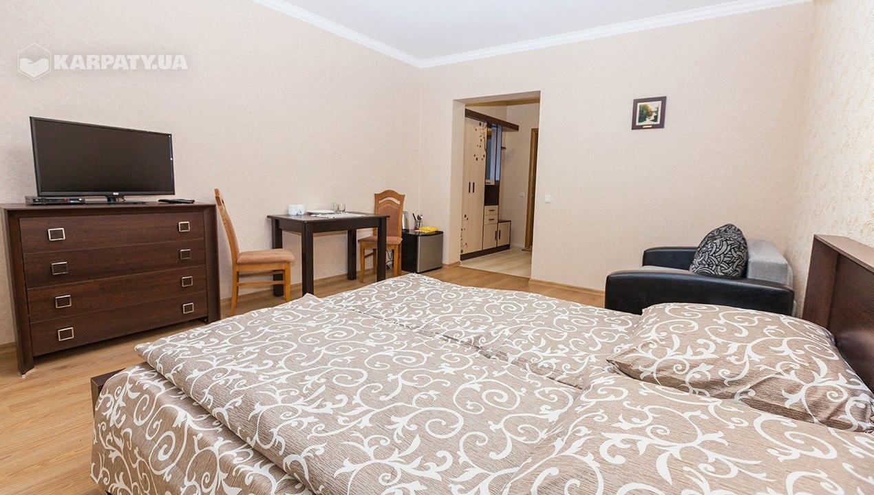 "Діброва" Hotel Yaremche Exterior photo
